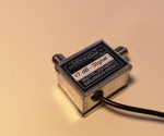 Adapteres szélessávú erősítő (17dB 115 dBμV)
